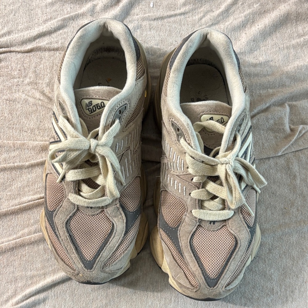 New Balance 9060